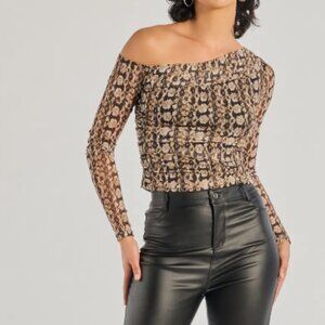 NEW Windsor Sheer One-shoulder Snake Print Long Sleeve Top Brown/Tan Medium